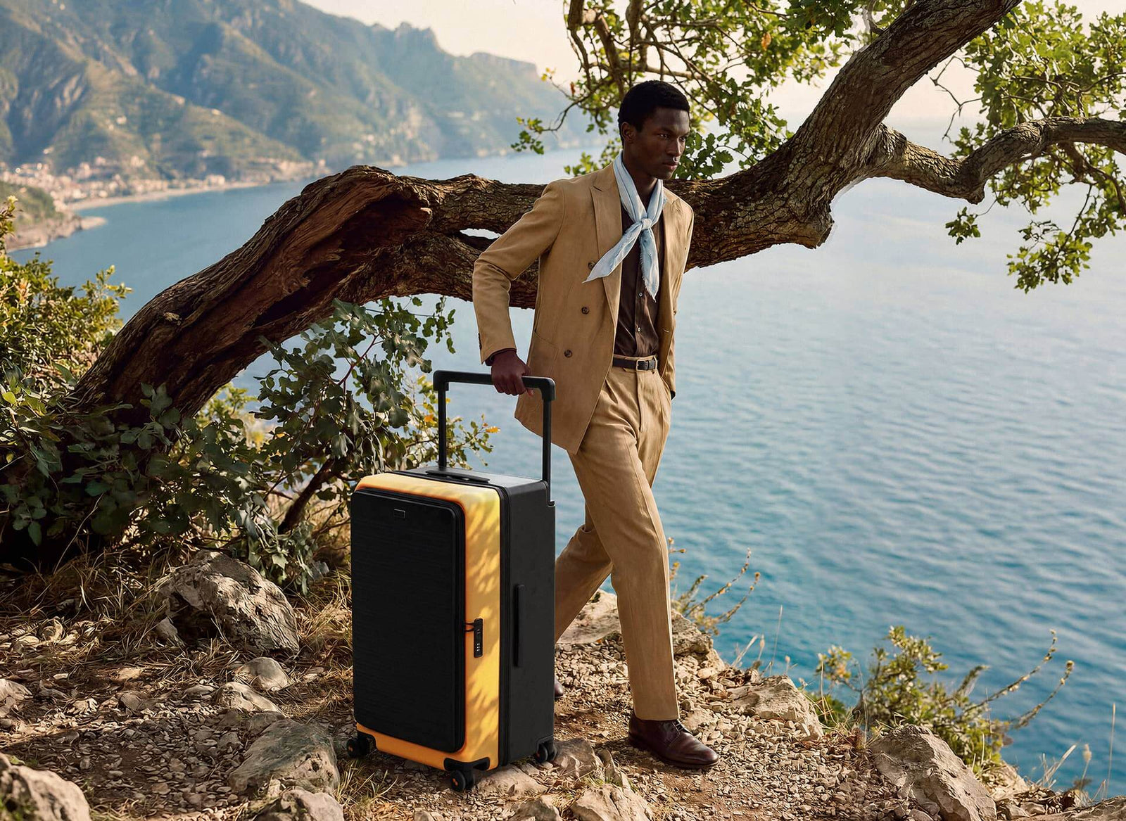 How to Pack a Suitcase Efficiently for Travel