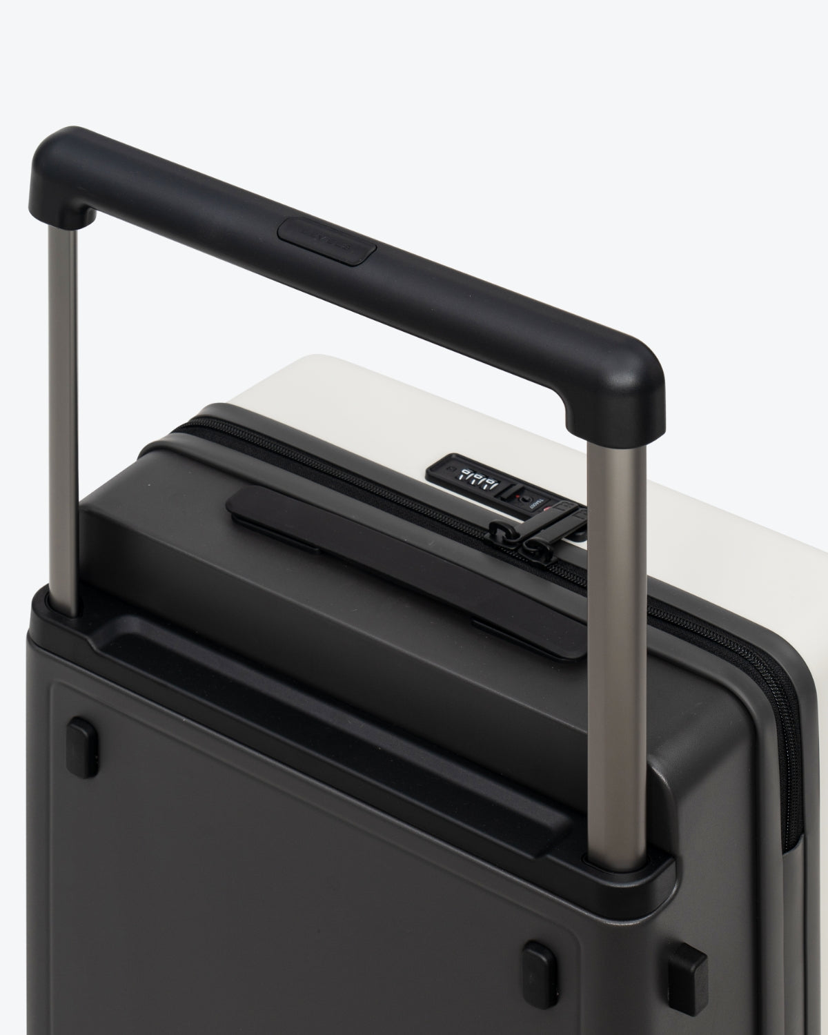 Voyageur Elite Carry-On 20''