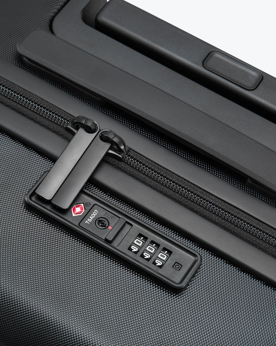 Luminous Textured Carry-On 24'' Black-zippers and tsa lock